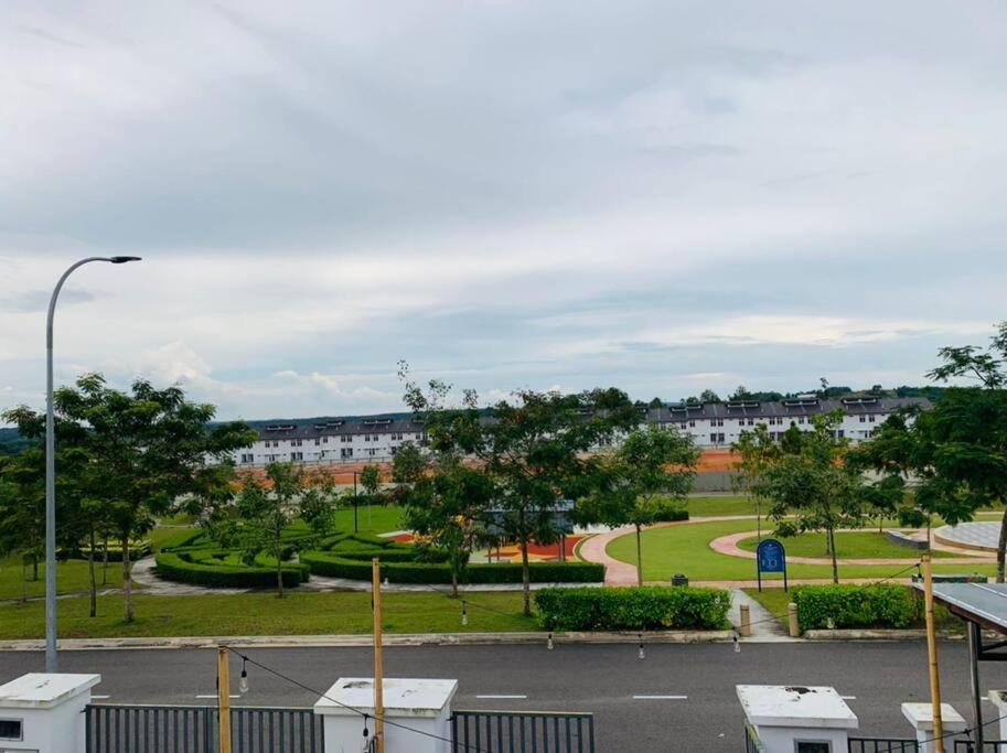Brand New Cozy Home Desaru Pengerang Near Sebana Cove Resort Bagian luar foto